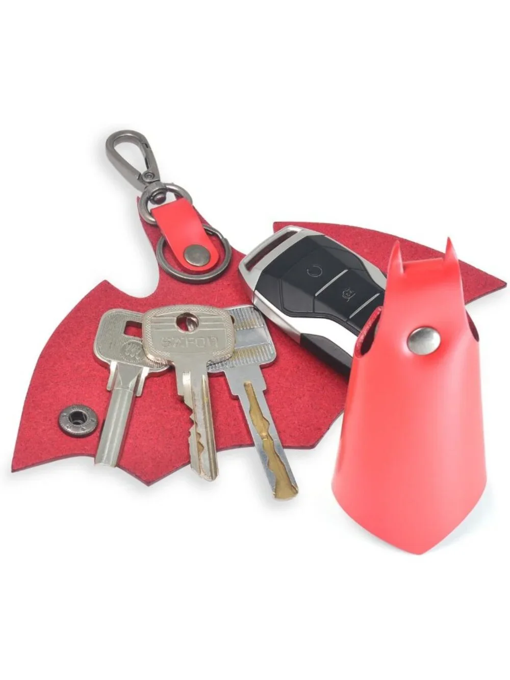 Leather Bat Keychain for Men & Women | Stylish Car Key Fob Holder & Gift Idea